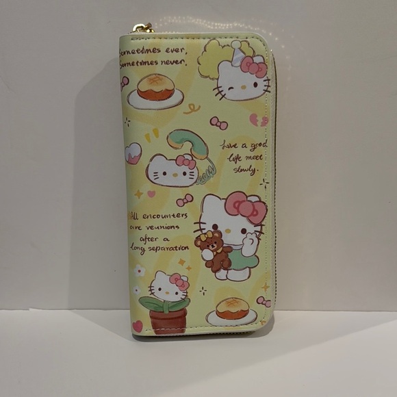 Hello Kitty Yellow Wallet - Picture 1 of 7